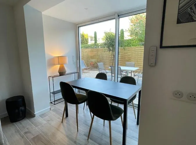 ホテル Chemin Des Sables - Juan Les Pins アンティーブ