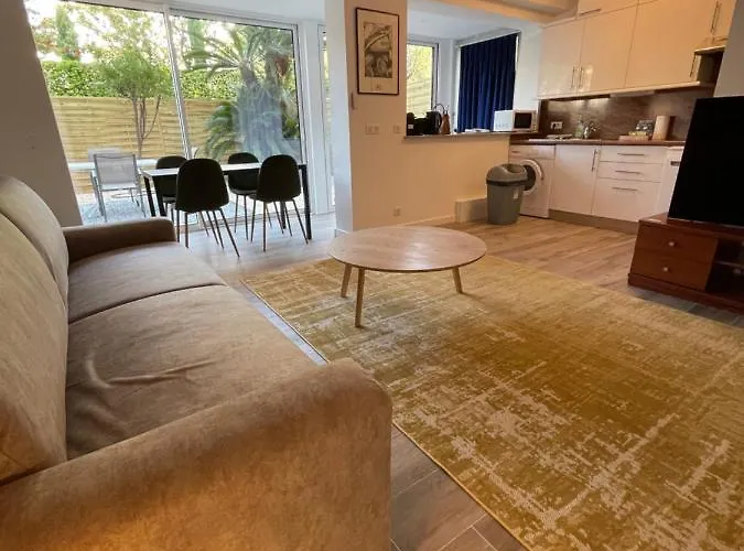 Chemin Des Sables - Juan Les Pins Hotel