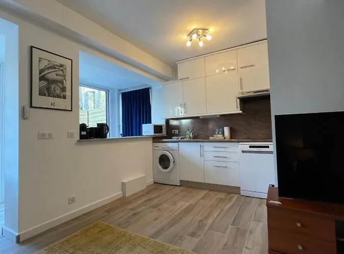 Chemin Des Sables - Juan Les Pins Hotel *